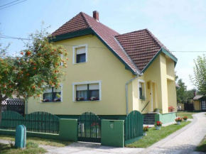 Holiday home Balatonbereny/Balaton 18030 Balatonberény